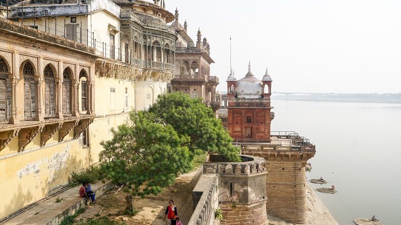 Ramnagar-Fort-Varanasi-See-Dubai-Tours - Excursiones en español en India Ramnagar Fort Varanasi - Excursiones en español en India