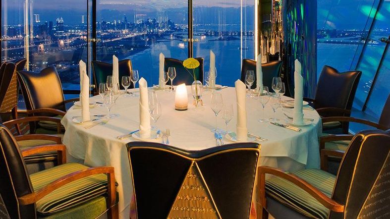 Burj Al Arab Al Muntaha - Cena en Restaurante Al Muntaha Almuerzo restautante Al Muntaha - Cena en Restaurante Al Muntaha