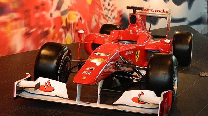 Traslado Ferrari World en Abu Dhabi