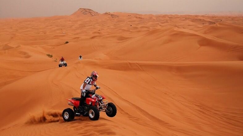Seedubaitours_Desierto_Dubai_Monat_Quad Montar en Quad en el Desierto de Dubai