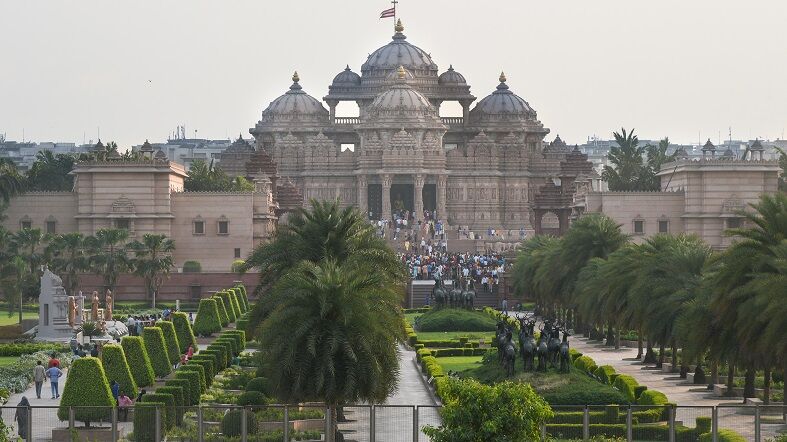 Akshardham-Temple-Colores-de-India-See-Dubai-Tours - Circuitos turísticos en India Akshardham Temple Colores de India - Circuitos turísticos en India